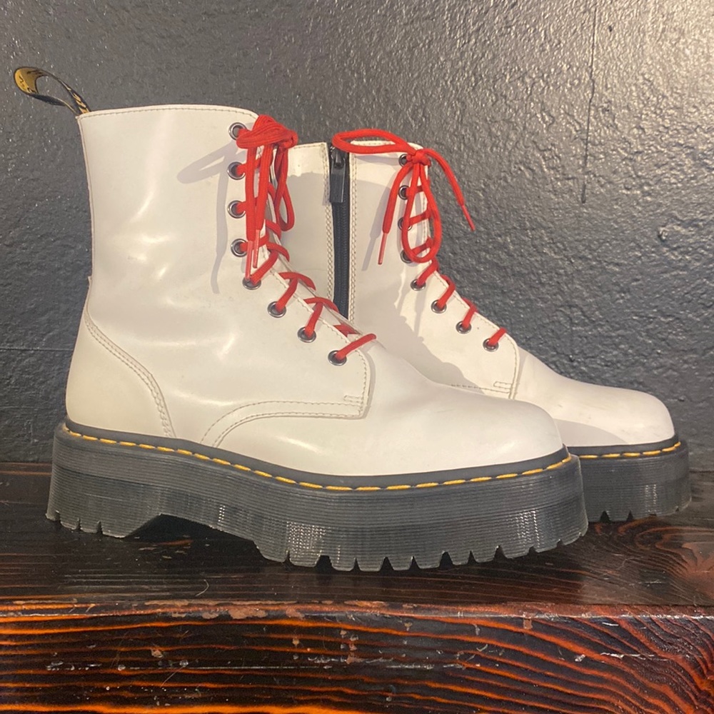 Dr Martens Jadon boot white polished smooth leather platforms size 10 L